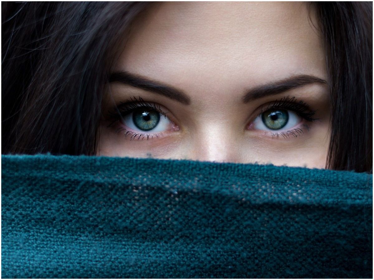 Spiritual meaning of broken blood vessel in EYE