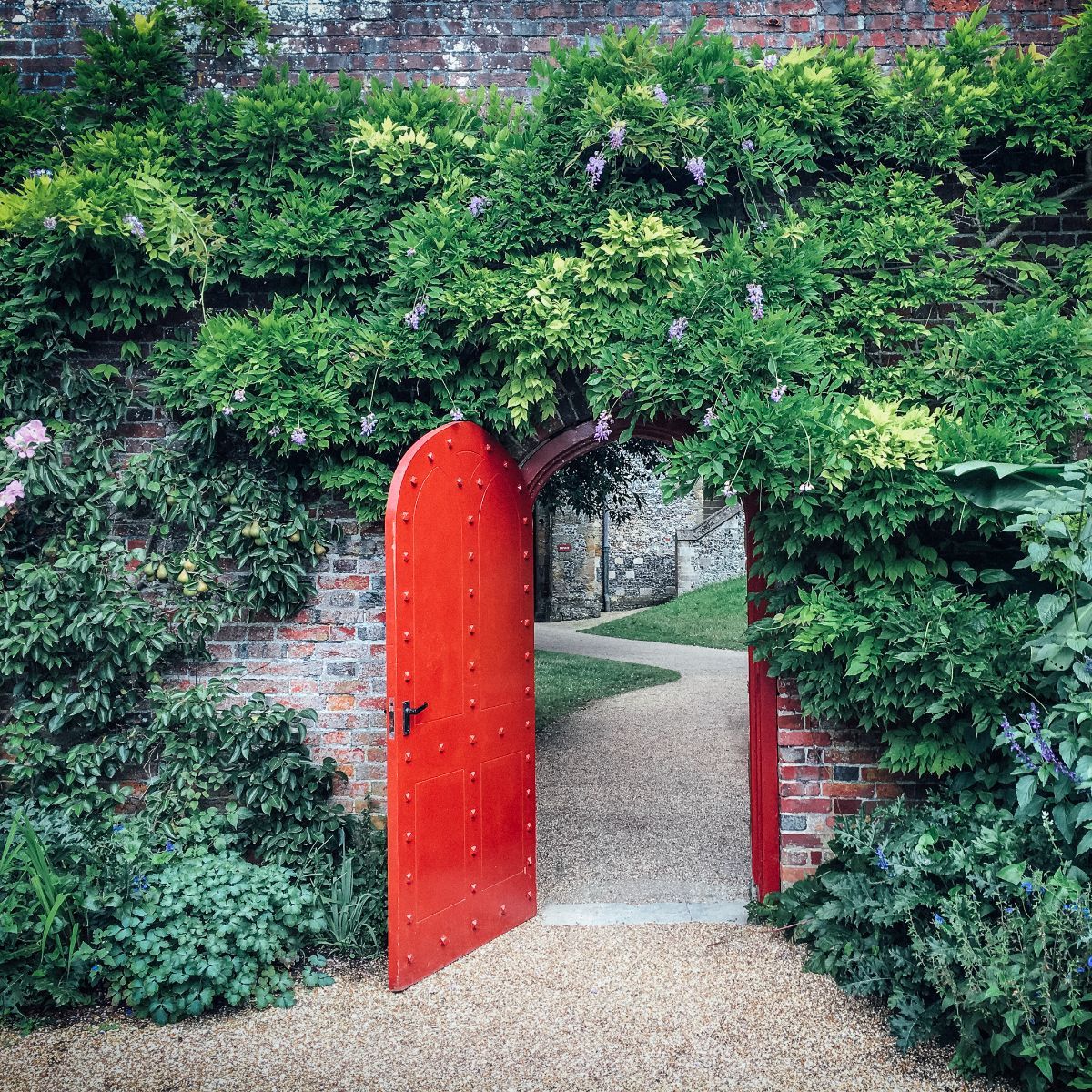spiritual meaning of door opening by itself