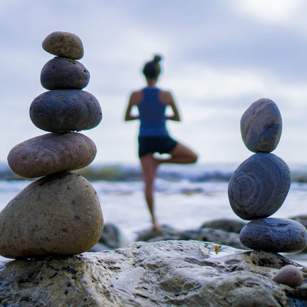 what do stacked rocks symbolize