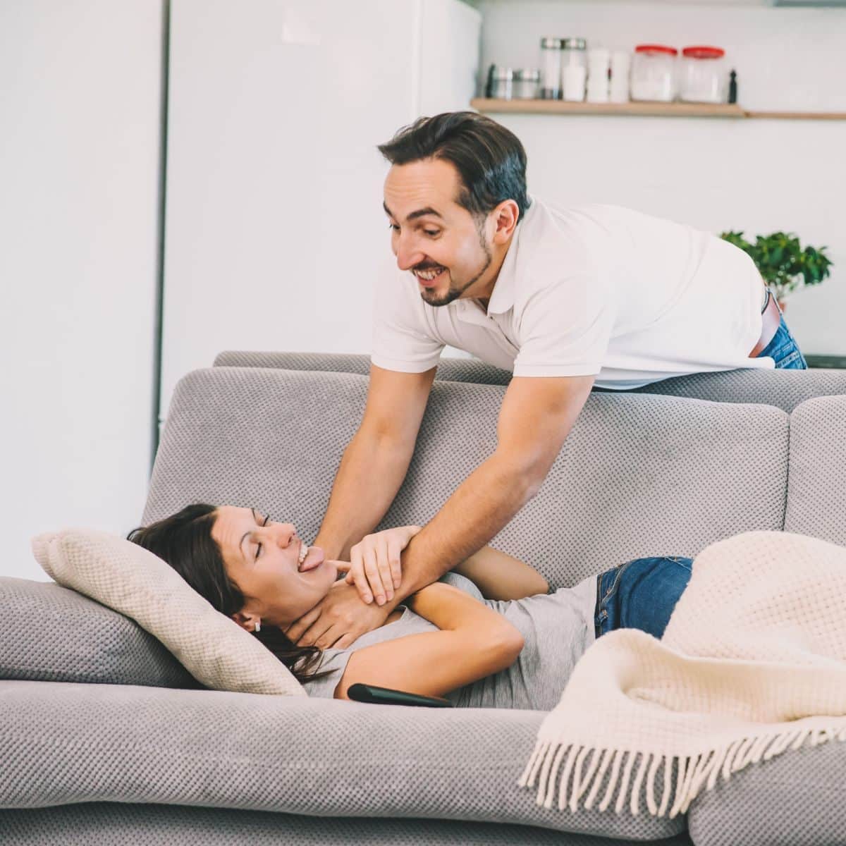 What it really means when you dream about being strangled