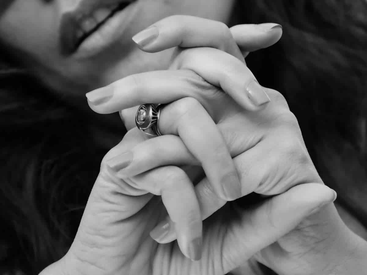 The Spiritual Meaning of Wearing Rings on Different Fingers