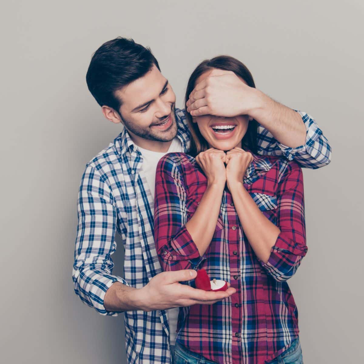 dream about getting engaged to a stranger
