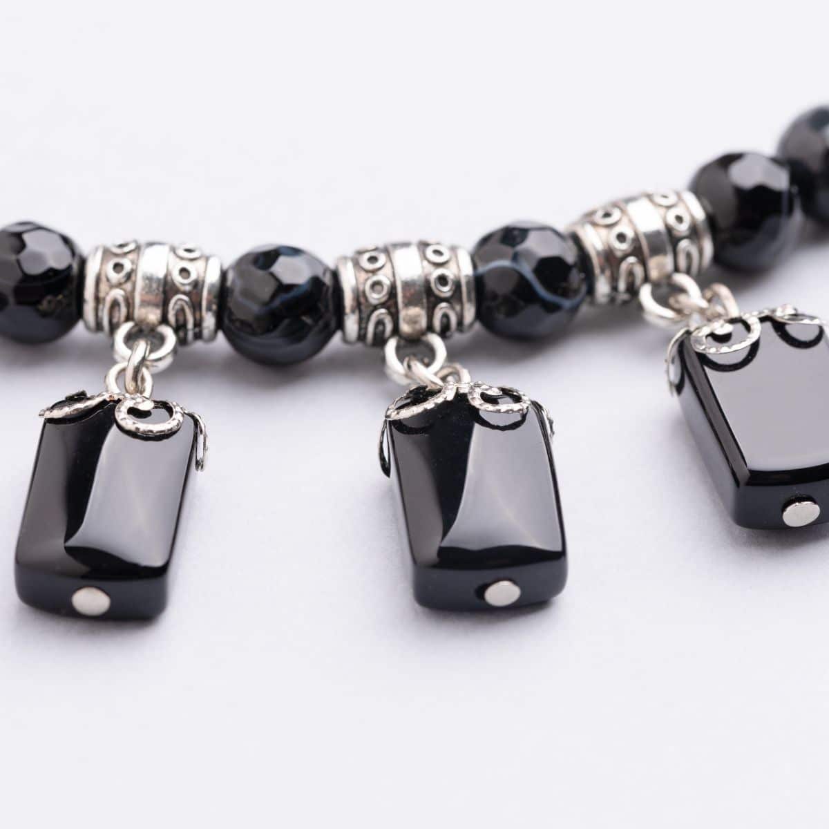 black onyx bracelet meaning