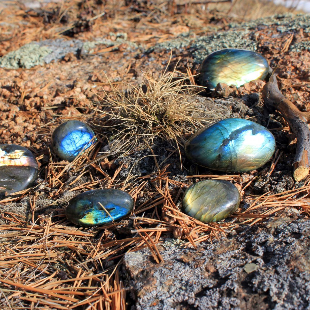 labradorite meaning