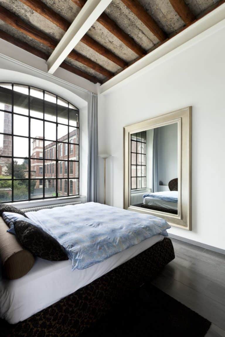 Mirrors in Bedroom and Spirits meaning Awakening State